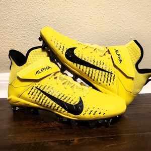 Nike Alpha Menace Pro 2